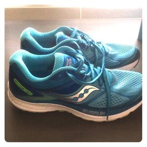 Saucony Guide 10 Size 8